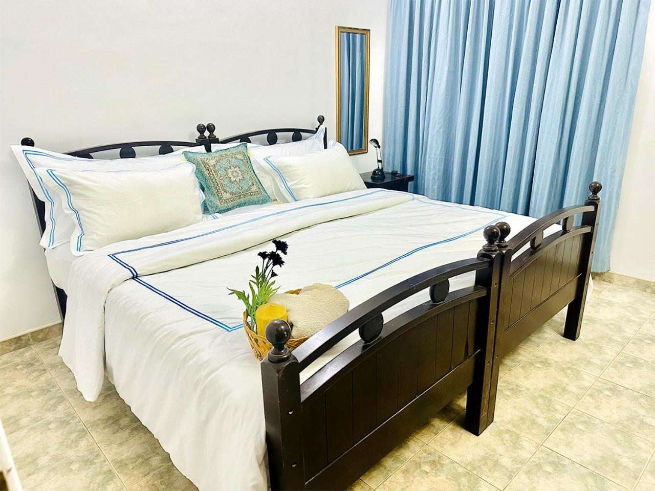 Sea Breeze Guest House Negombo Exterior foto