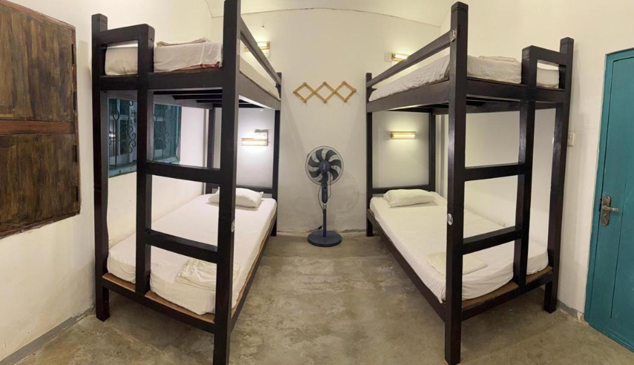 Sea Breeze Guest House Negombo Zimmer foto